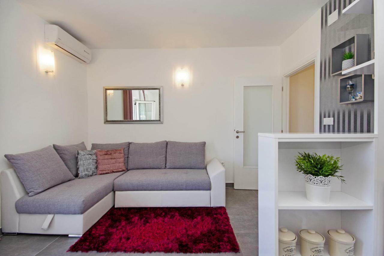 Apartment Mira Makarska Exterior foto